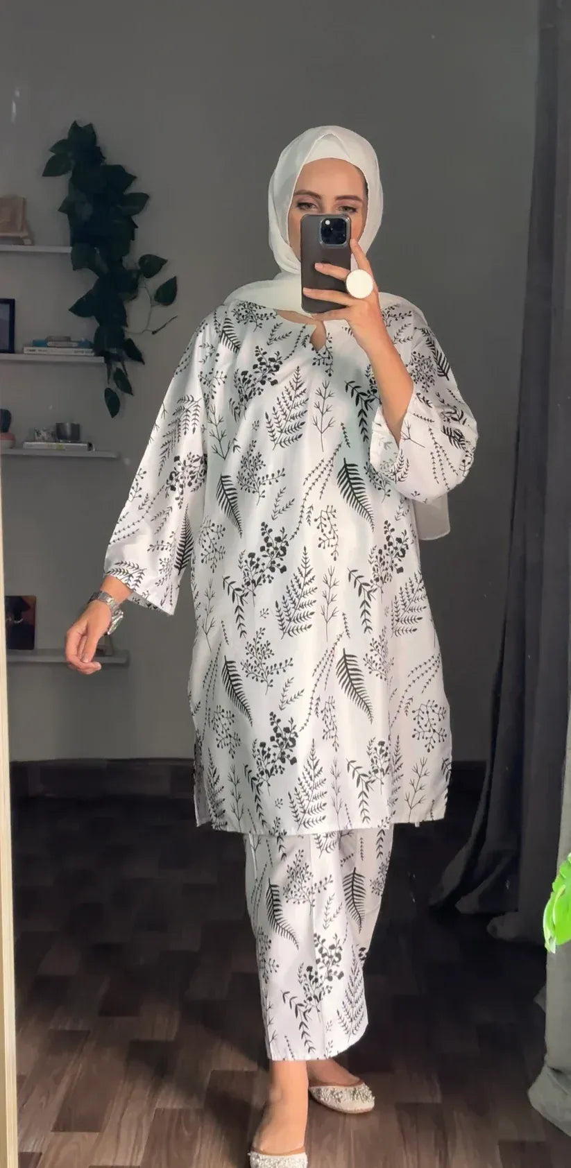 FLORA LEAF PRINT 2PCS STICHED