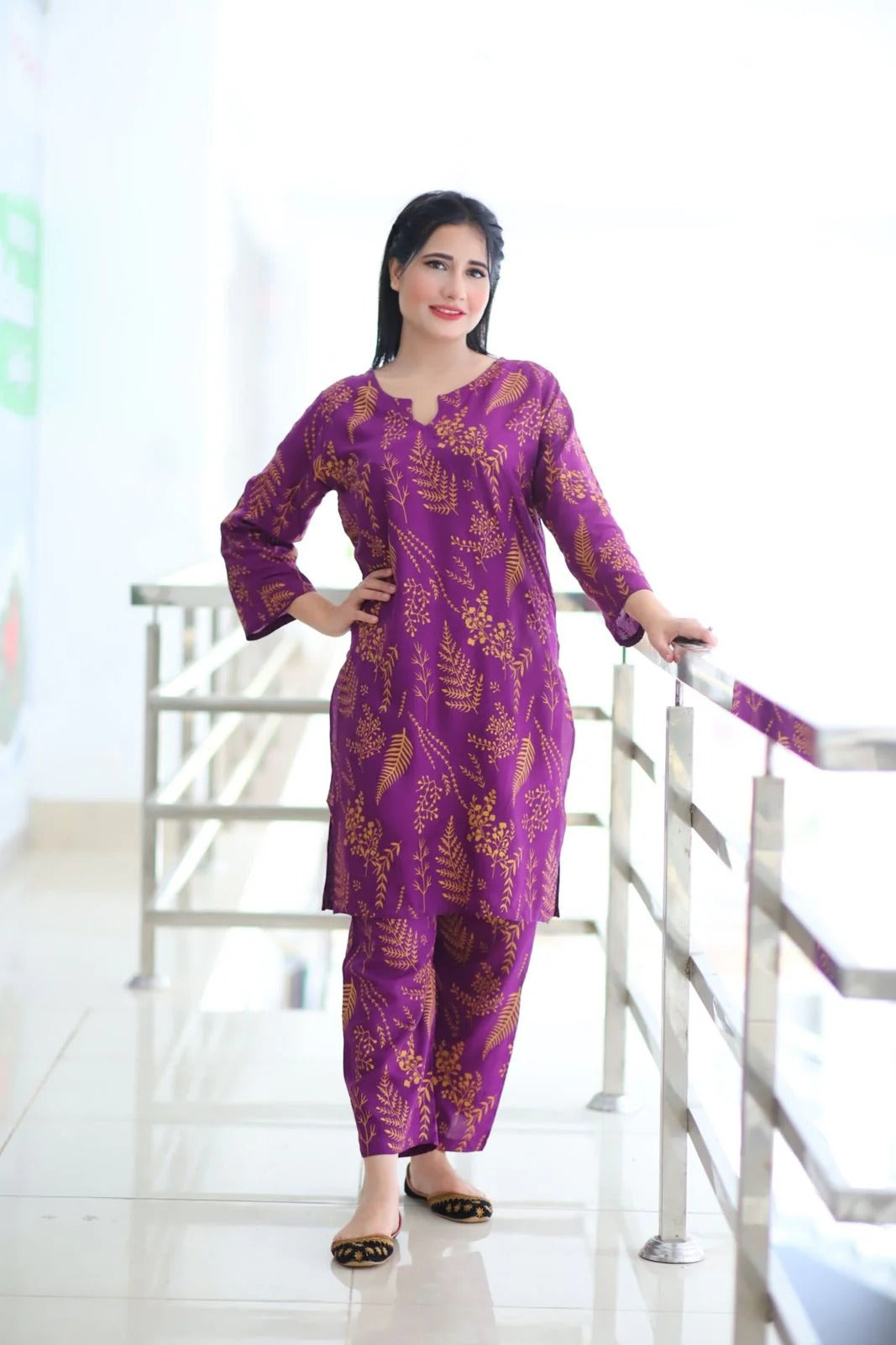 FLORA LEAF PRINT 2PCS STICHED